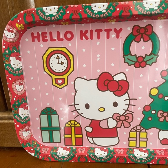 New Hello Kitty Christmas Tray – Holiday Serving Decor - Picture 4 of 9